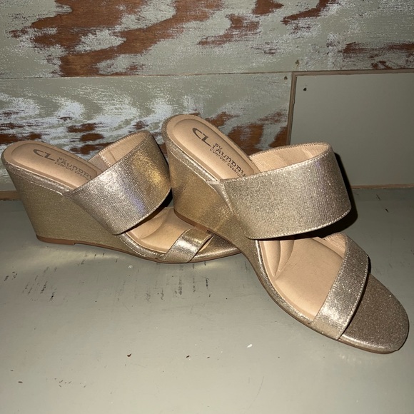 CL by Laundry GOLD size 8.5 - Picture 1 of 7